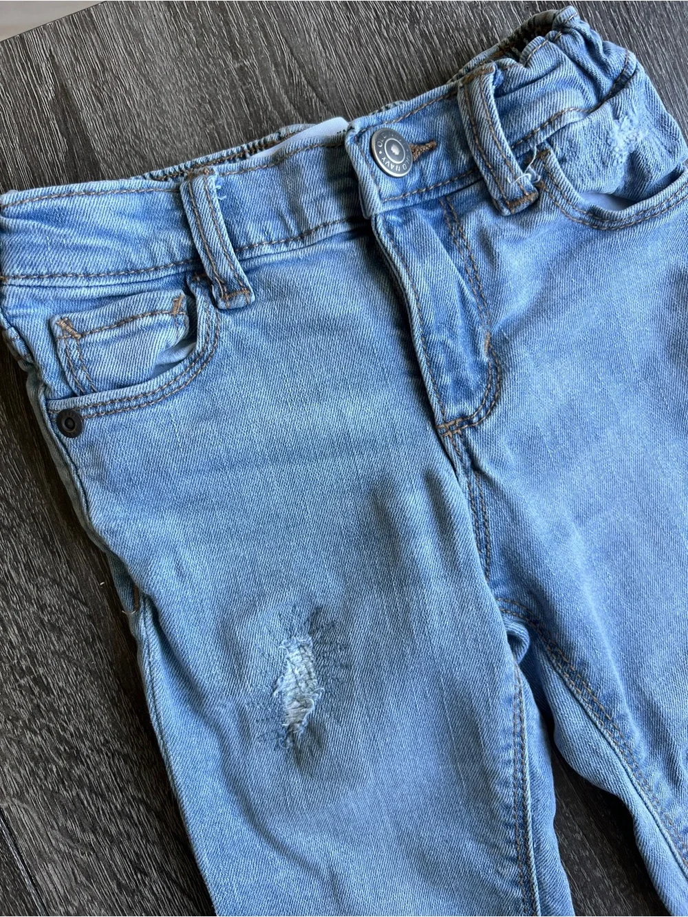 Old Navy Kara Skinny Built-In Flex Jeans 2T Light Wash Distressed Denim